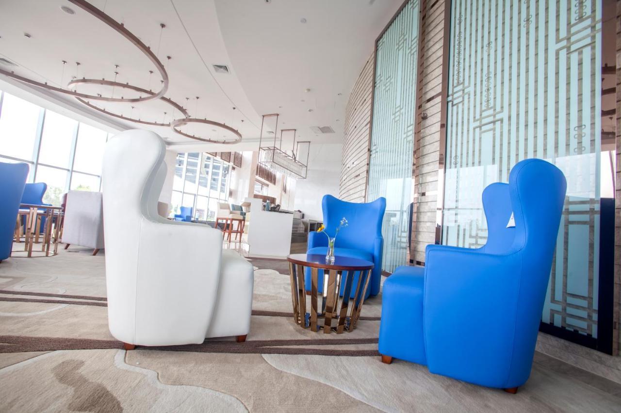 Howard Johnson Xiangyu Plaza Linyi 臨沂 エクステリア 写真